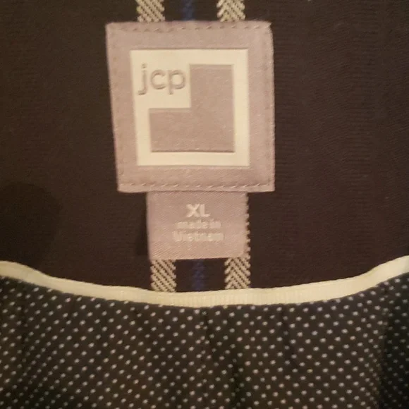 Jacket - Picture 2 of 5